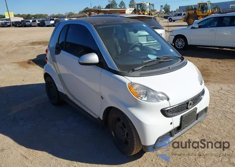 2014 Smart Fortwo Pure из США, поврежденный, VIN WMEEJ3BAXEK737620